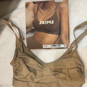 Skims bralette